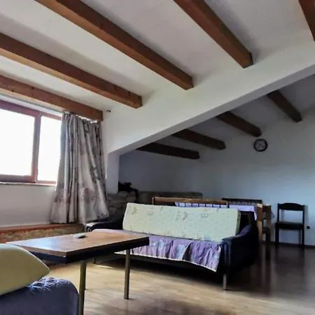 In Muntic Mit Privatem Pool Holiday home *