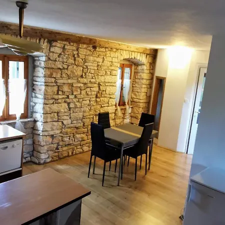 Holiday Home Hébergement de vacances *